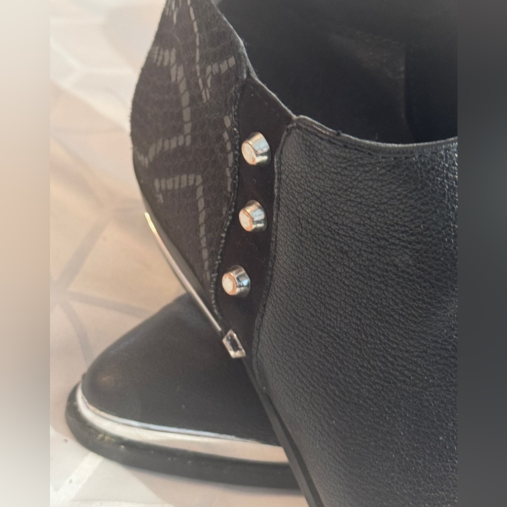 Fergie Black Western Low Boot/Shoes Size 8 W/ silver embellistments - Picture 2 of 7